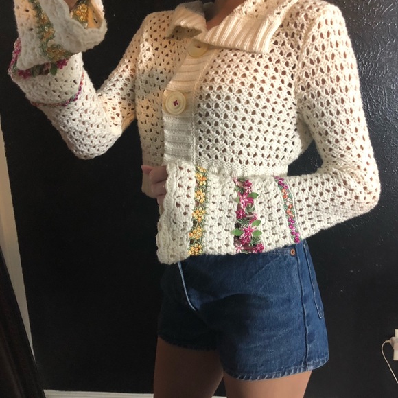Free People Sweaters - 🌻SOLD🌻 Free People cropped crochet floral cardi